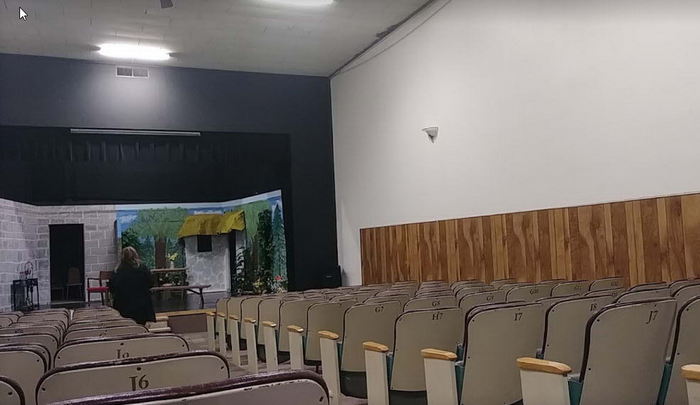 Glen-Arah Theater - Stage Door Players Auditorium Shot (newer photo)